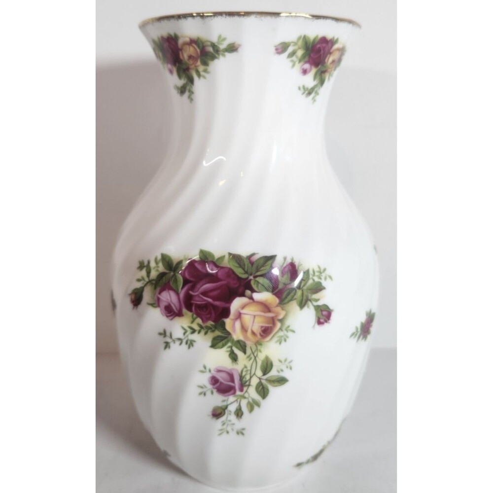 Royal Albert Old Country Roses Vase ~ Swirl Pattern 8" Tall Floral VTG